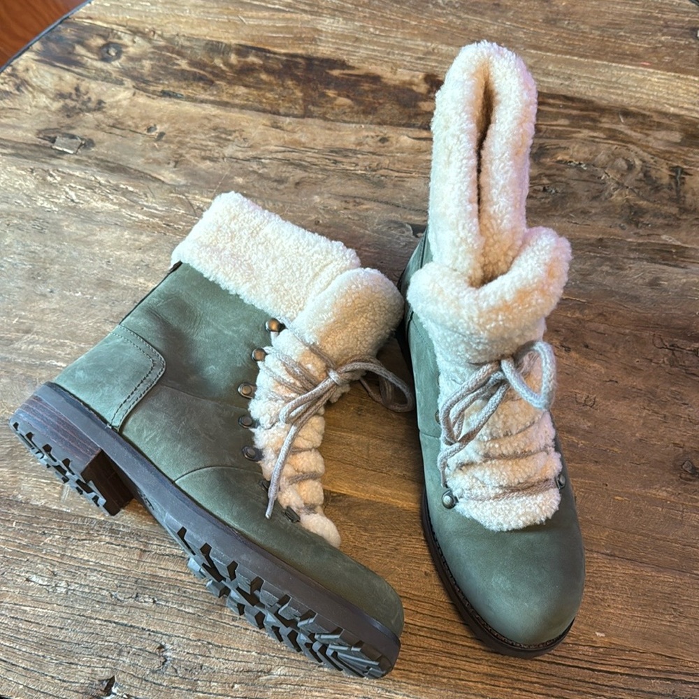 Ugg Fraser Boots